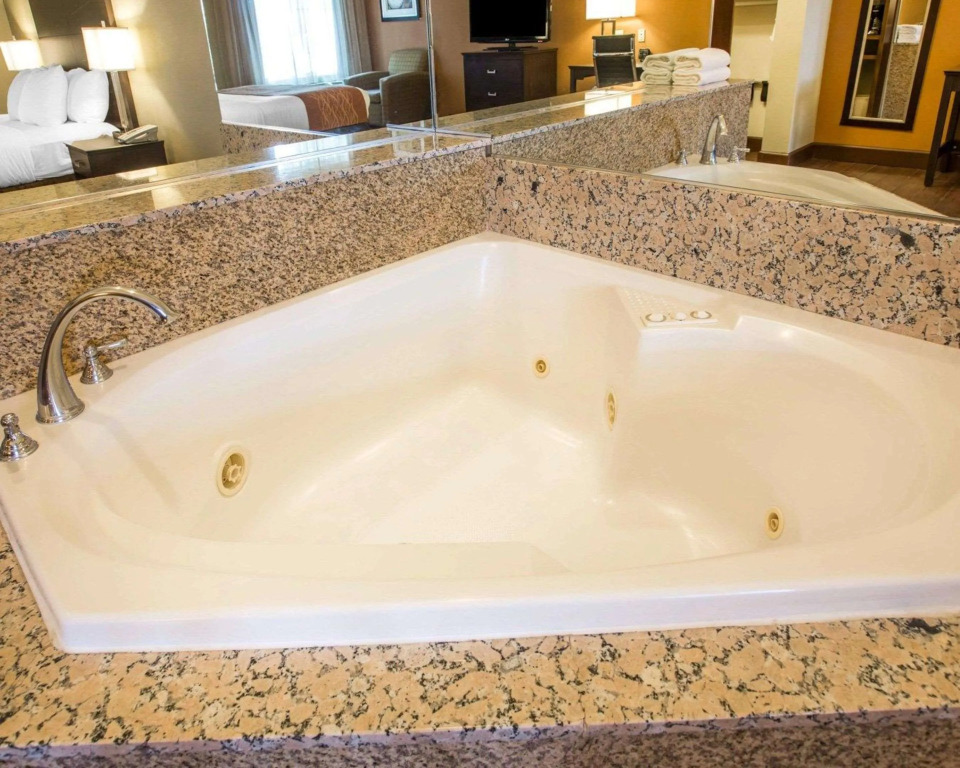 Comfort Suites Clovis - Fresno