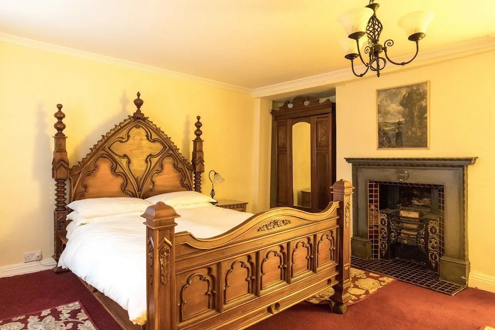 Golden Fleece York