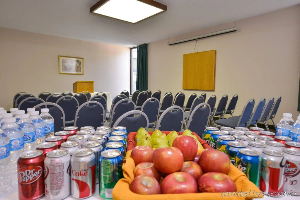 Greenstay Hotel & Suites