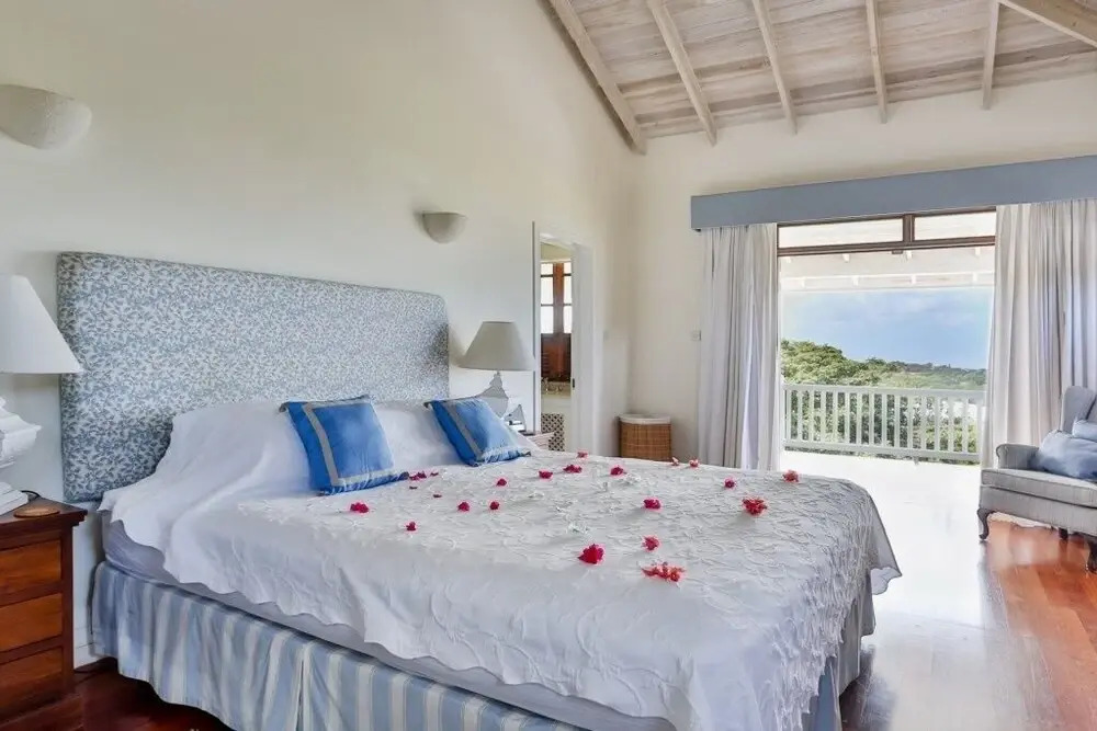 Tamarind Villa - Sprawling 7 bedroom villa 7 Villa by RedAwning