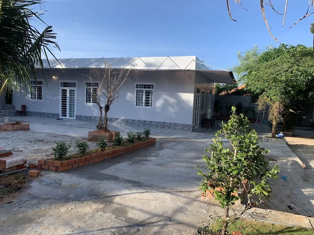 MIna Homestay
