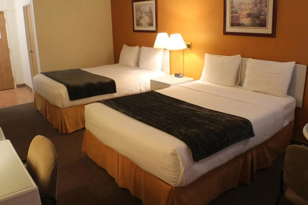 R&R Inn & Suites