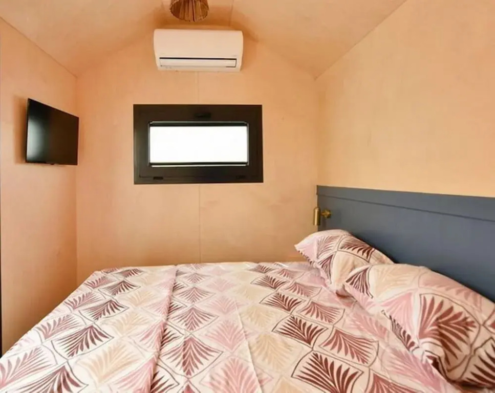 Gulet Tiny House Hotel