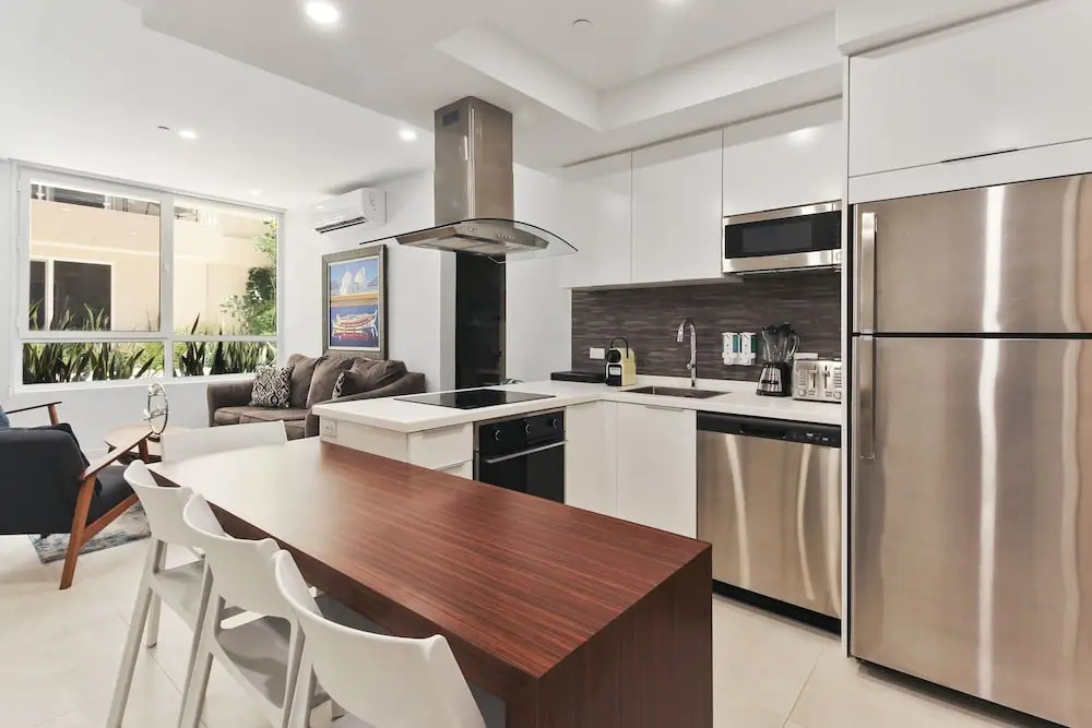 Aracari Residences by Bocobay - Luxury Condos 5 min Walk to Ritz and Palm Beach