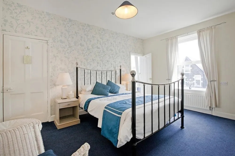 Tivoli Place Guesthouse