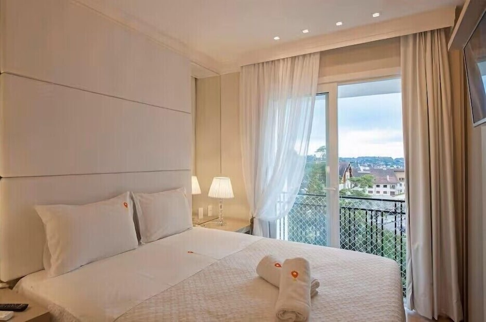 Stay Home Luxo Gramado | 1min Rua Coberta | Ar Cond | Premium