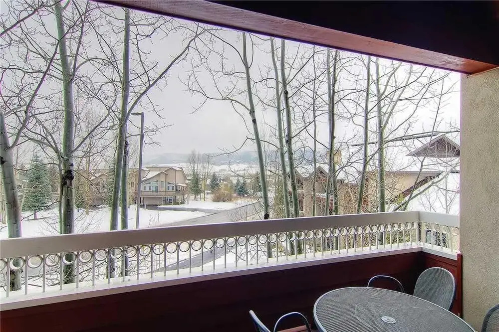3205 Champagne Lodge, Trappeur's Crossing Apartment 2