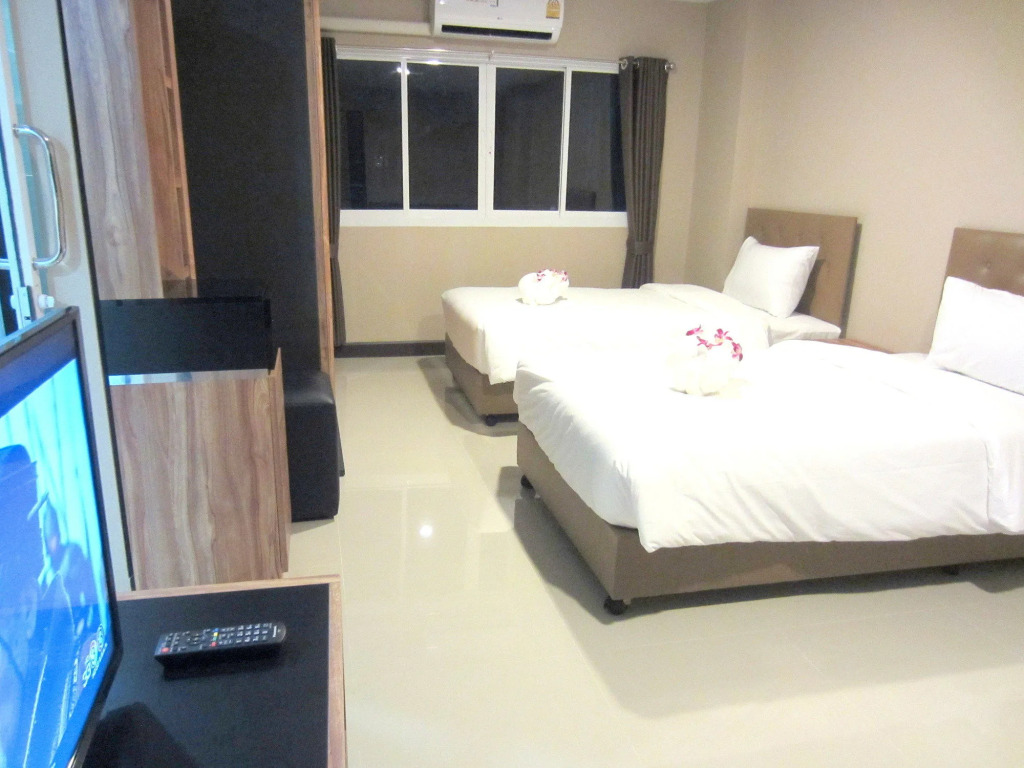 Life Grand Hotel