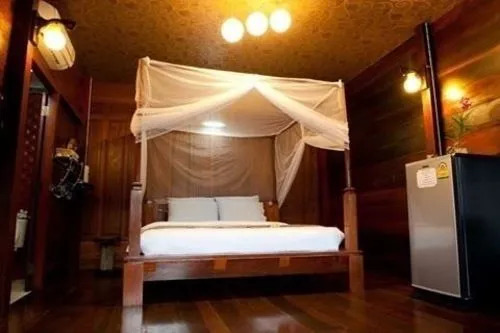 Ruenton Resort เรือนต้น รีสอร์ท
