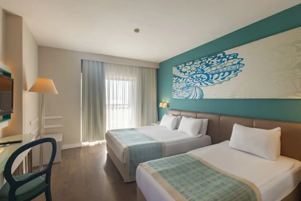 Seashell Resort & Spa