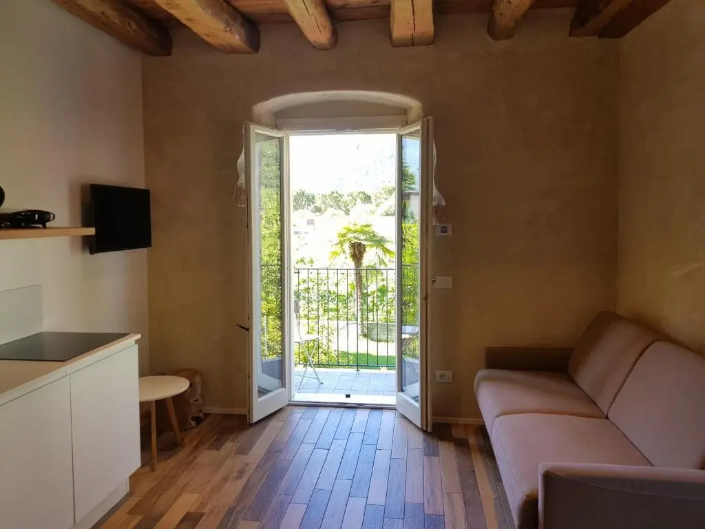 Albola Suite Holiday Apartments