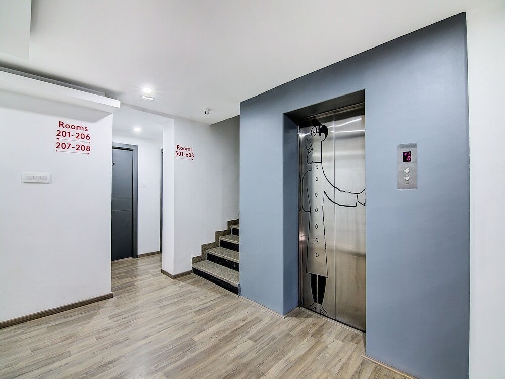 OYO Townhouse 034 -Halcyon Hitech City Road