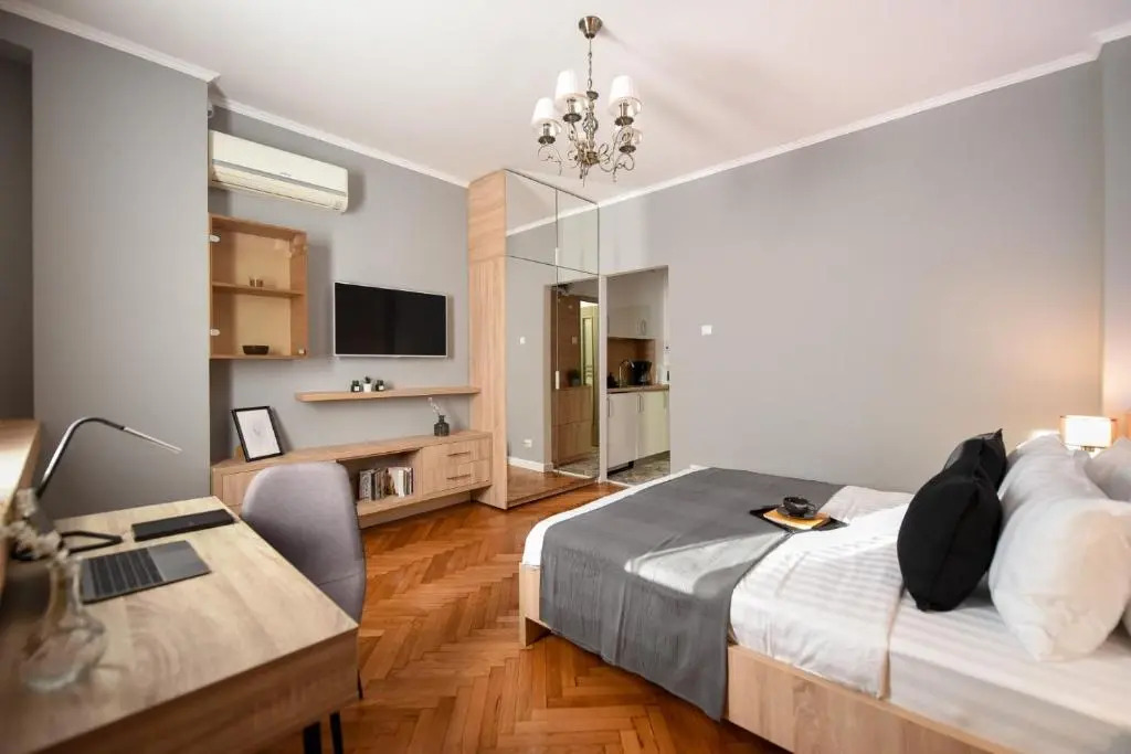 NEW Business Studio near Intercontinental Hotel - Homey Residence