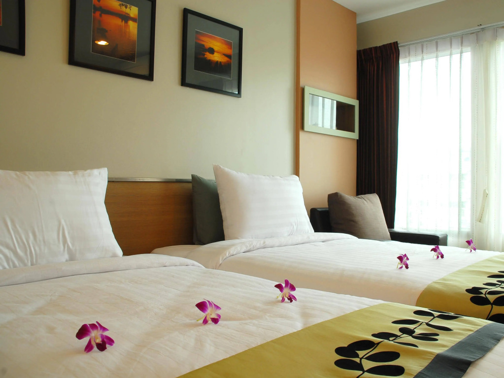 Bangkok Loft Inn