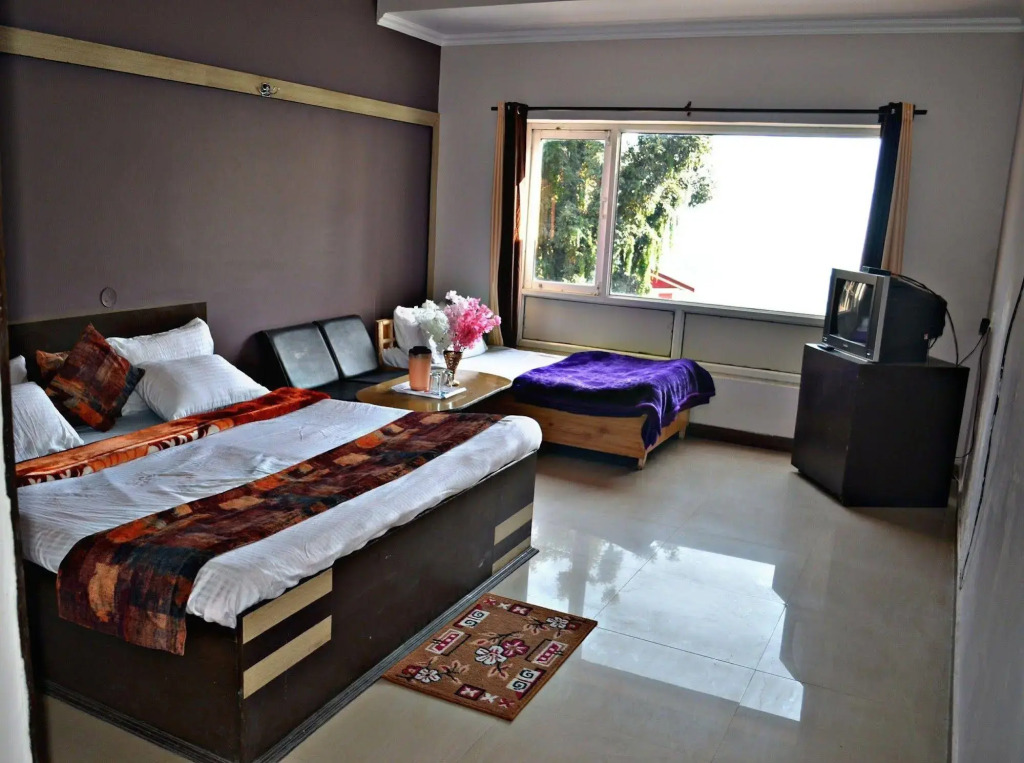 Hotel Sambyal Wings
