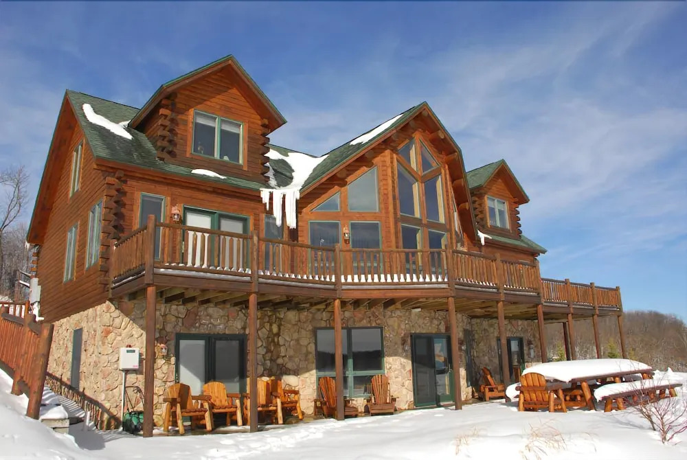 Fianna's Landing 5 Bedroom House