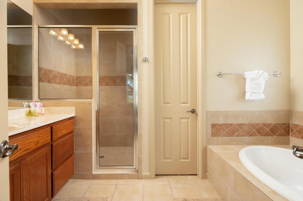 CL 1233 Villa at Canyon Lake