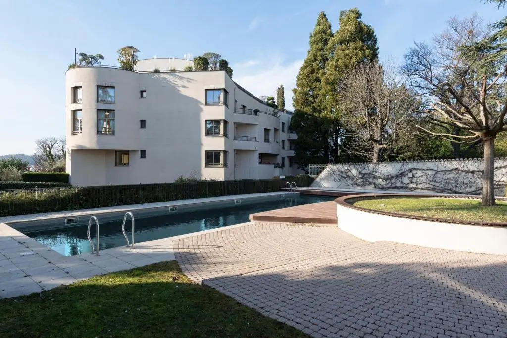 L'HAUTERIVE - Magnifique T3 piscine tennis Caluire
