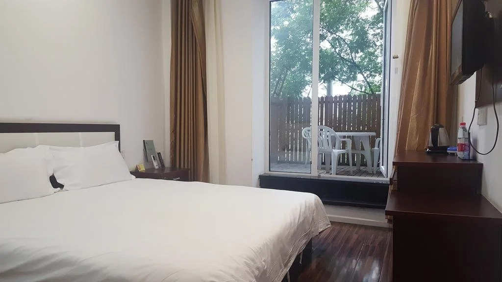 Dongchuan Hotel