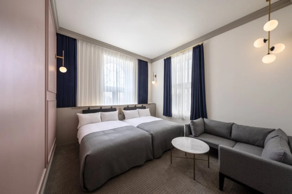 UNWIND HOTEL & BAR OTARU