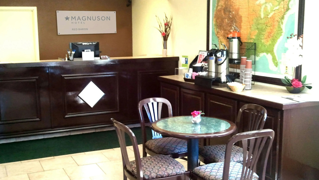 Best Western Red Baron Hotel