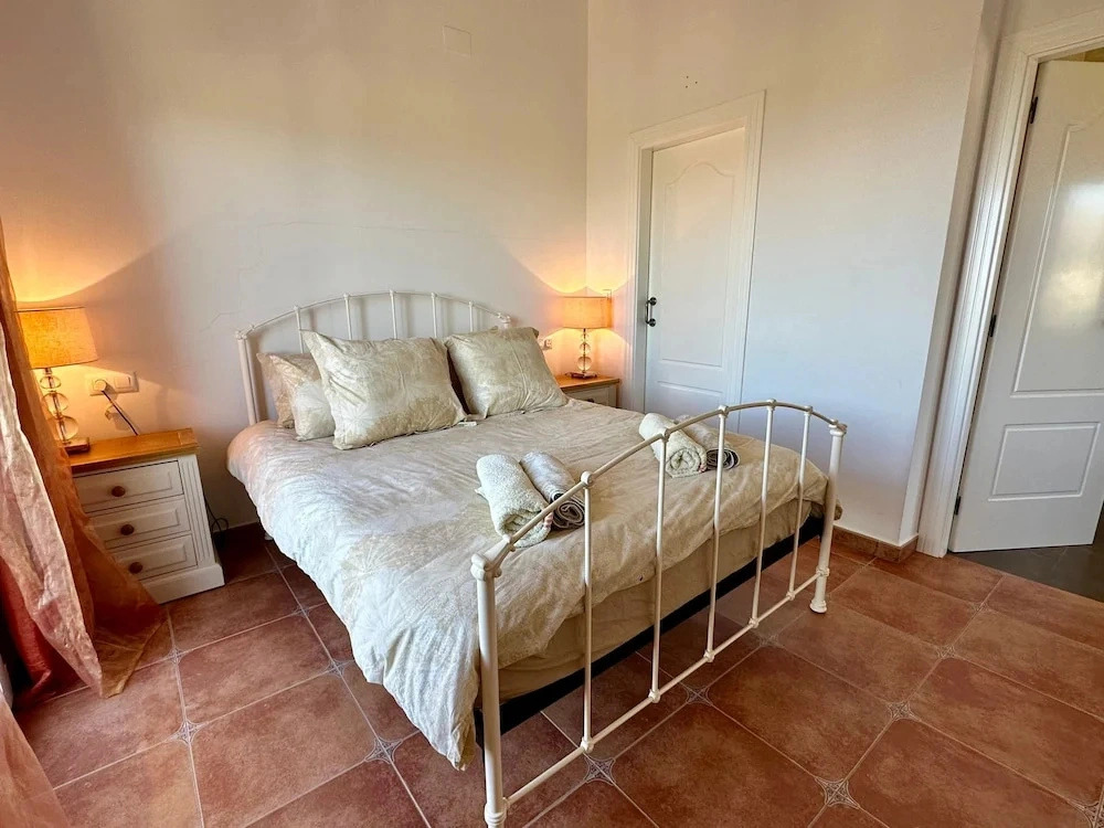 Casa Luna - Three Bedroom Villa with Stunning View