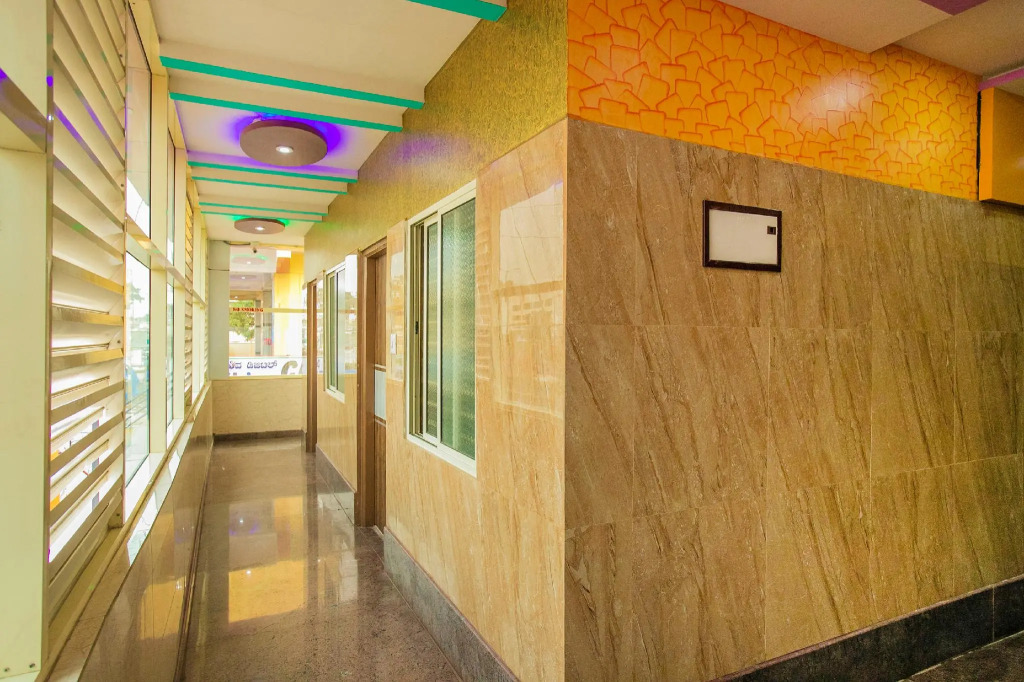 OYO 24374 Hotel Dwaraka