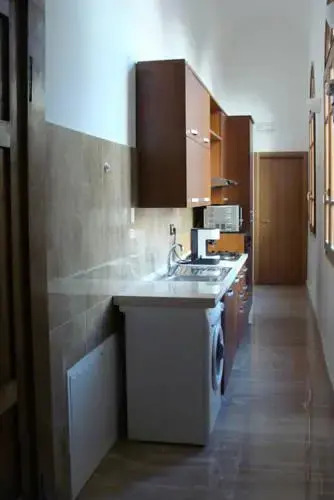B&B Avana