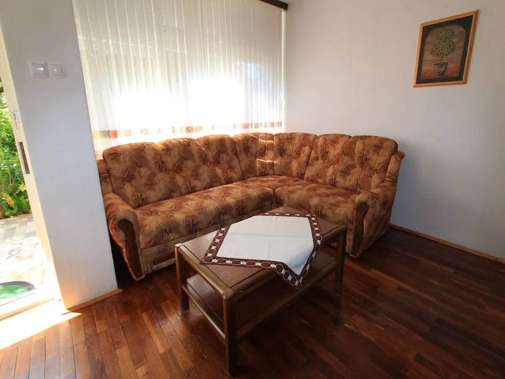 Apartment Dragi Kamen