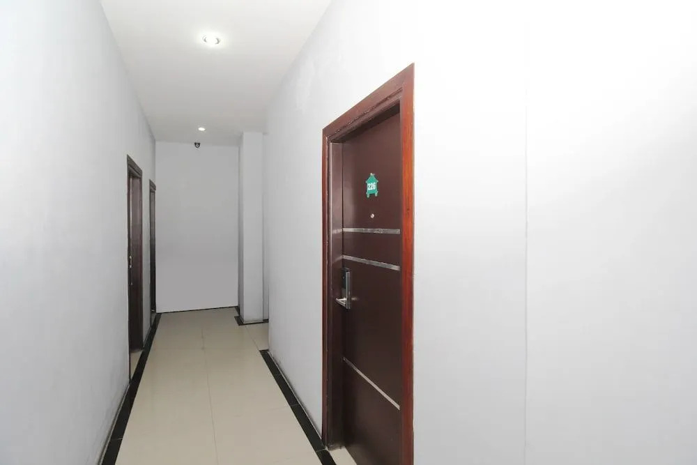 Airy Syariah Medan Sunggal MICC Gagak Hitam 92