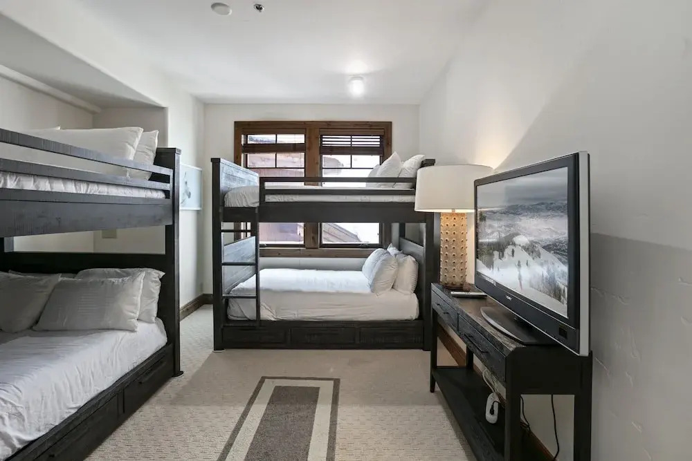 Grand Lodge - Three Bedroom Condo #401 - Ski-in/ski-out by Deer Valley Resort