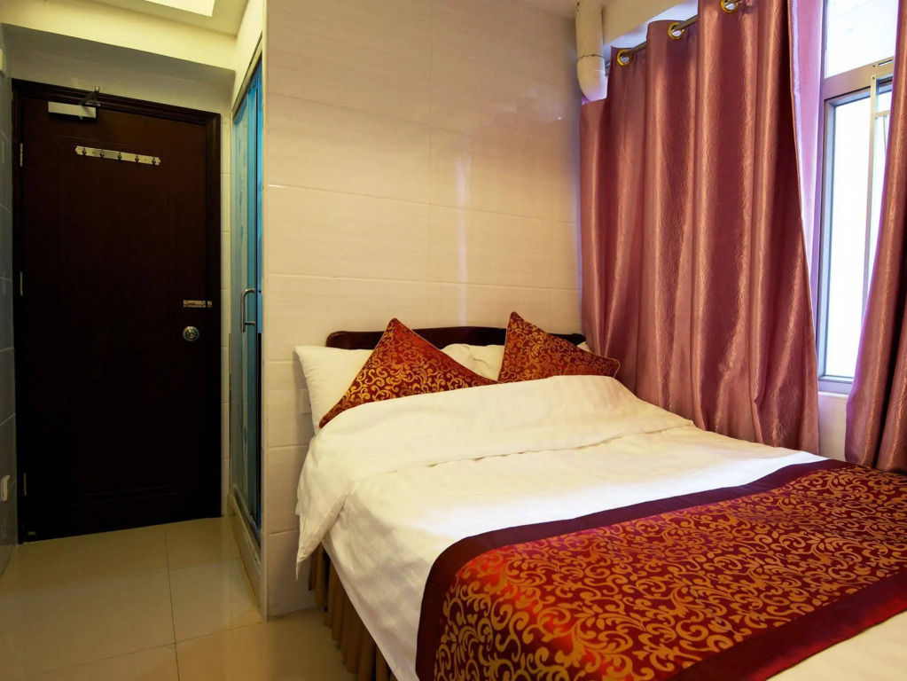 Ginza Hotel
