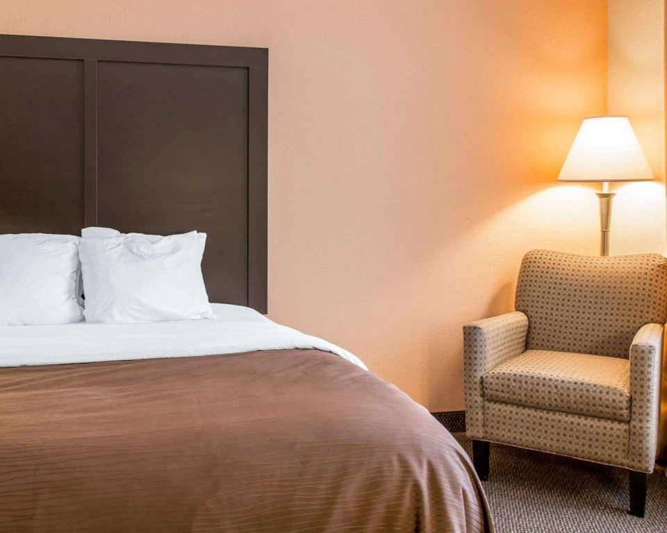 Quality Inn & Suites Niles