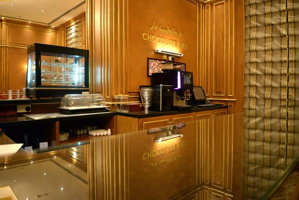 Strato Hotel By Warwick