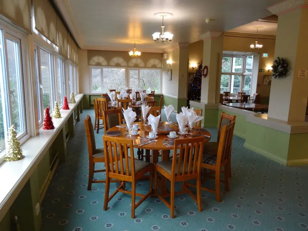 Longmynd Hotel