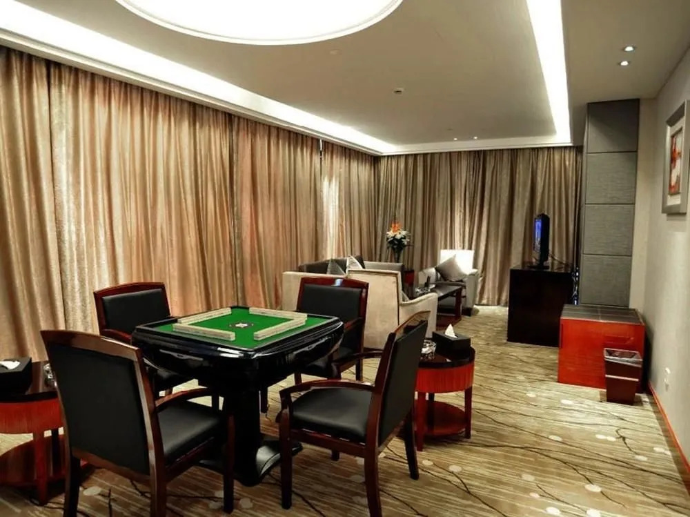 Kaiyuan Yiju Hotel (Hangzhou Dongcheng Jiubao passenger transport center store)