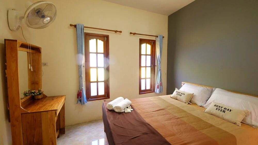 Me Hostel