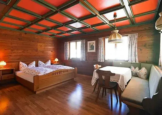 Hotel Garni Lodge Chesa Raetia