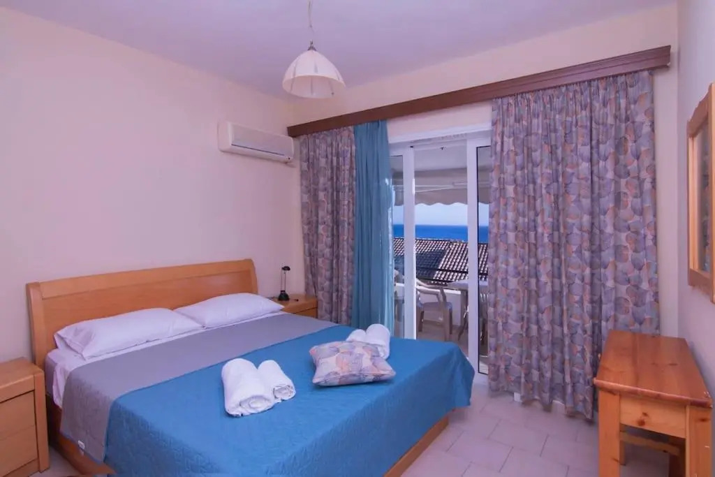 Family Seaview Balconies Hilda Home 90