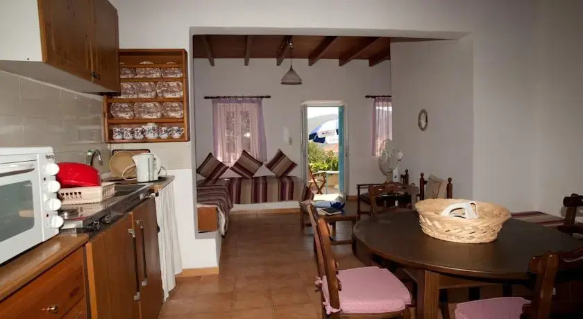 Villa Eftychia