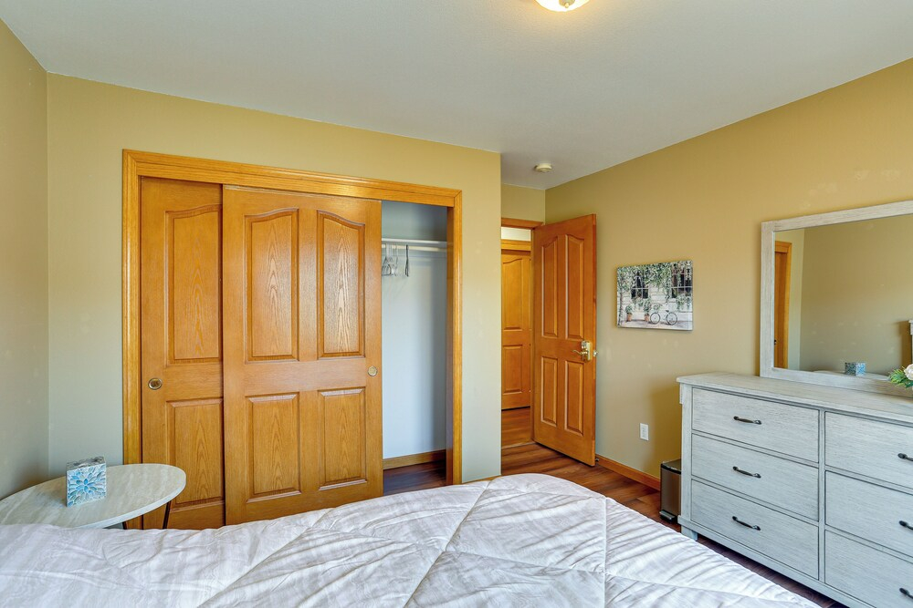 Seaside Eureka Vacation Rental w/ Bay Views!