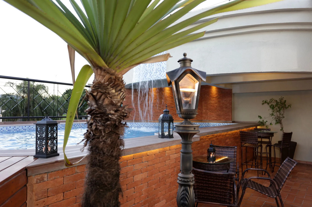 Oasis Plaza Hotel