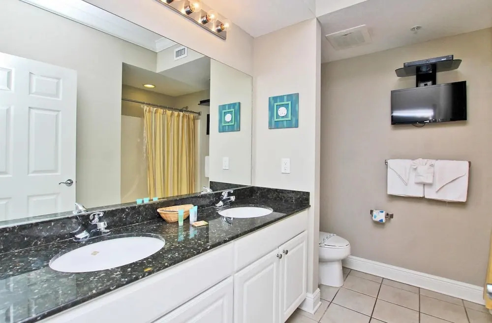 Crystal Tower 1101 by Youngs Suncoast
