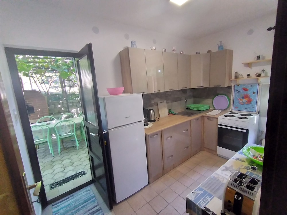 Apartments Zlatko