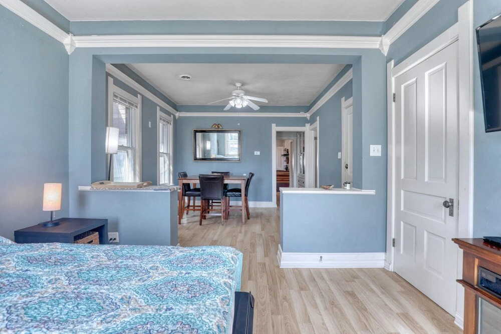 Sunny Multi-family Entire Duplex 10+ Beds 2 Baths 6 Bedroom Duplex by RedAwning