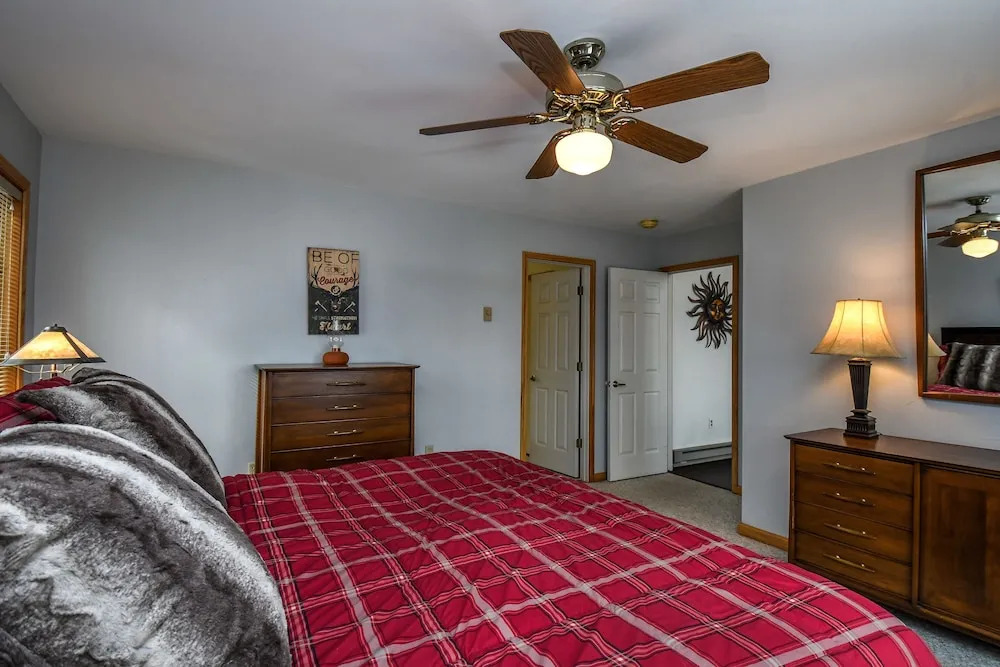 Mountain Majesty 4 Bedroom House