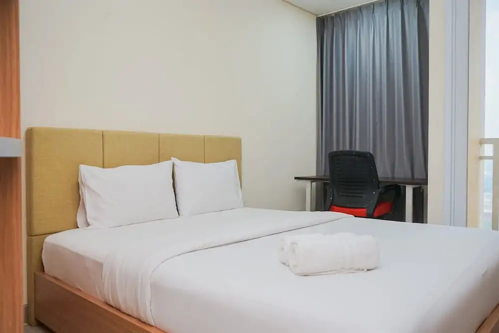 Fully Furnished And Cozy Studio Apartment At B Residence
