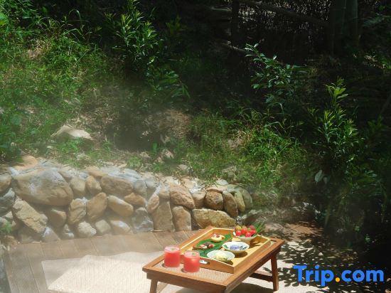 Anji Hong · Waterfall Rappelling · Cliff Pool Resort Homestay