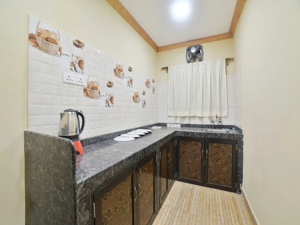 Oyo 29017 Ruby Residency