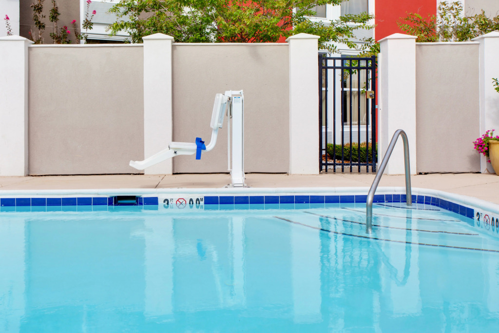 Holiday Inn Express Washington DC East- Andrews AFB by IHG